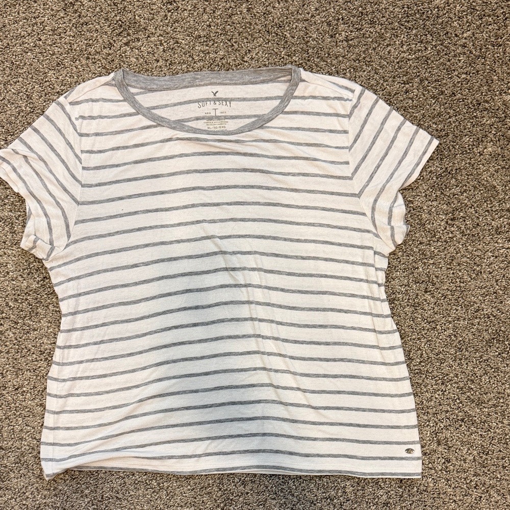 American Eagle Outfitters White and Gray Striped Tee